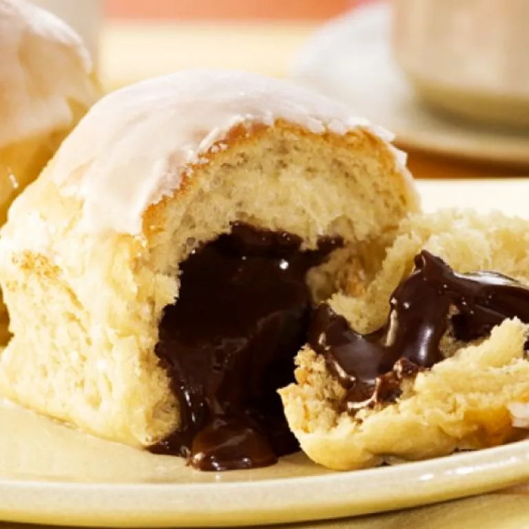 Receita de pãozinho de café com recheio de chocolate